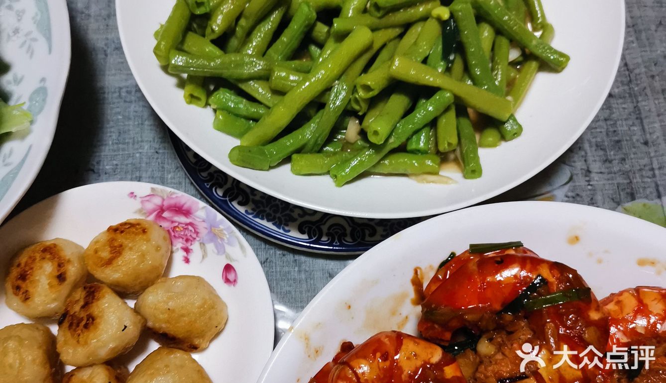 记录一天的晚餐。清蒸新鲜鲍鱼