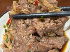 -余欢领鲜火锅(新街口店)