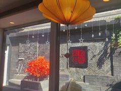 -毛辣果·贵州红酸汤牛肉火锅(西单店)