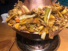 -炉小二铜锅牛蛙•川湘菜(三里屯店)