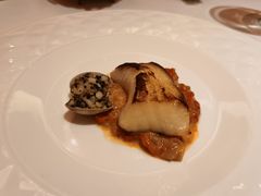 香煎南极犬牙鱼-北京古城老院厉晓麟精致菜