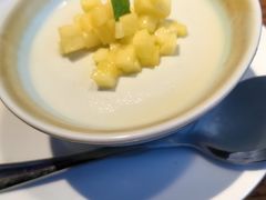 -映水芙蓉(长宁来福士店)