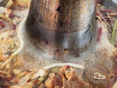 -撒拉人家.酸菜牦牛肉火锅