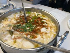 -德林酸菜鱼火锅(南丹店)