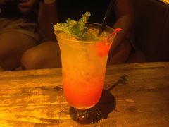 -城墙外BAR