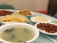 -川人川菜馆·小龙虾·鲜虾现做(黄山路店)