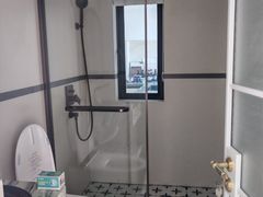 -百安居装修建材卖场(泰然店)