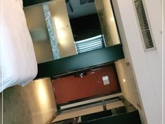 -天豪花香村酒店(贵阳花果园文创园店)