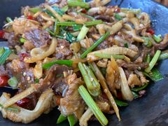 干锅牛杂-牛八宝桂林米粉(八里庄店)