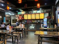 大堂-龙抄手(文殊坊店)