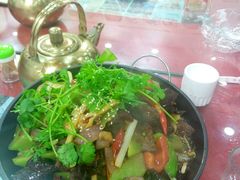 -乡土特色.冷锅鱼.牦牛肉汤锅