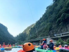 -安吉龙王山峡谷漂流