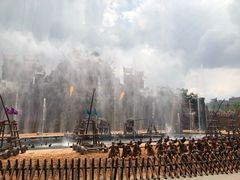 -七彩云南欢乐世界