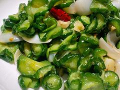 脆黄瓜炒沙地百合-小厨娘淮扬菜(天印大道店)