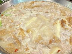 -老来福·非遗酸汤兔(凯旋路店)