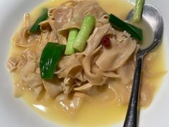家烧笋衣-荣轩(新荣记环球金融中心店)