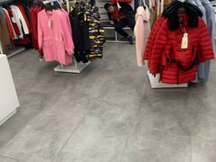 -BIGOFFS 超级折扣(仁恒伊势丹店)