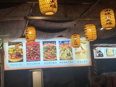 -山城柴火鸡·全鸡宴·跳水蛙(五小区店)