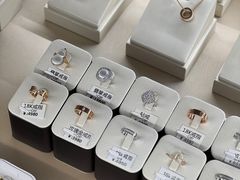 -万古奢侈品(上南春天苑店)