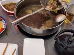 -官塘陈记鱼生·潮汕砂锅粥·牛肉火锅(潮枫路总店)