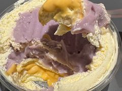 芋泥咸蛋黄流沙千层碗-一块甜品店