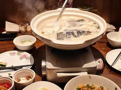 -许爷家·生态湖鲜(徐汇日月光店)