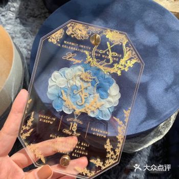 这是我目前最喜欢最满意的永生花请帖图，无滤镜拍摄太美啦
