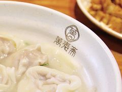 三鲜大馄饨-万寿斋(山阴路店)