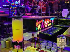 -喜鹊音乐酒馆(西街店)