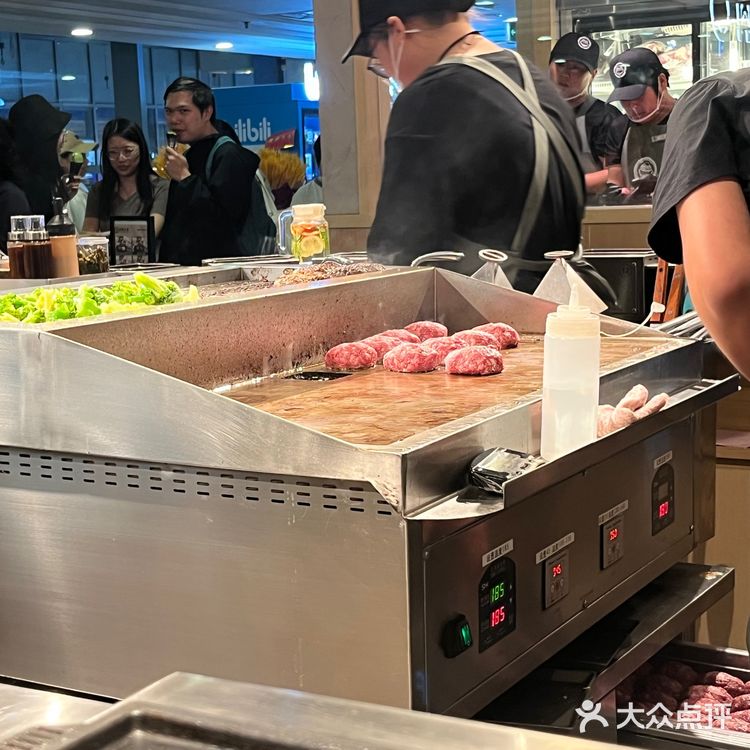 口味很清淡的日式牛肉饼