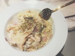 奶油蘑菇熏鸡意面-慢象咖啡(台江店)
