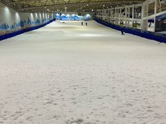 -乔波室内滑雪场