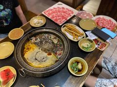 -唇辣号重庆老火锅(亦庄店)