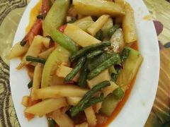 -穆豪麦蒸碗羊羔肉