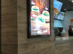 -汉堡王(下沙银泰店)