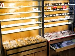-优医视平价眼镜蔡司依视路折扣工厂店(德胜门店)