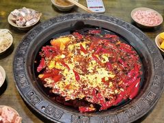 -渝嘴小老弟老火锅(华新村店)