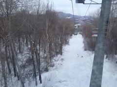 -亚布力新体委滑雪场