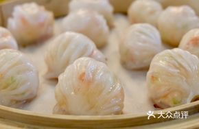 Lan Bean Stir-fried with Flower Shell