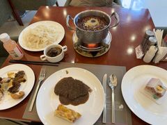 -元一希尔顿酒店·鲜切牛肉火锅禅自助餐厅