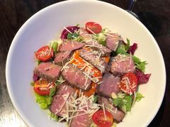 烤嫩牛肉沙拉-bluefrog蓝蛙(皇庭广场店)