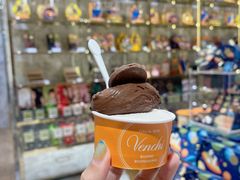 -VENCHI 闻绮(北京国贸商城店)