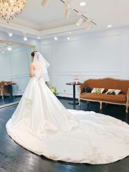 -艾慕婚纱礼服馆(和平店)