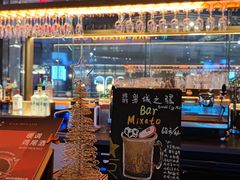 -星巴克臻选(上海合生汇1F店)