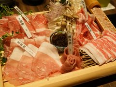 -我那覇豚肉店(カフーナ旭橋店)