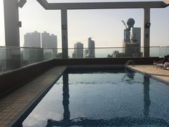 -香港华美达海景酒店