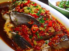 老坛剁椒鱼头-洞庭渔人(沙湾店)