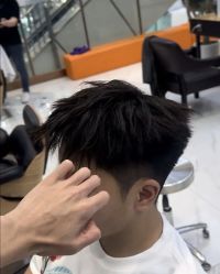 -藤野造型烫染·漂发