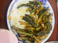 -巧婆婆特色东北菜·铁锅炖