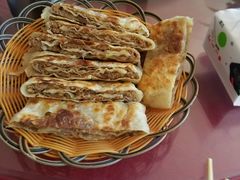 -溢心园香河肉饼总店